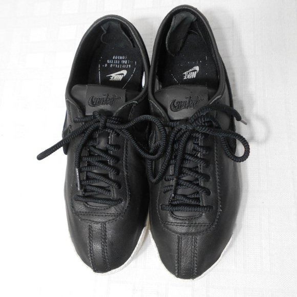 Nike Cortez 72 SI Black White Athletic Sneaker Shoe Womens Size 8 881205-001 - Picture 2 of 16